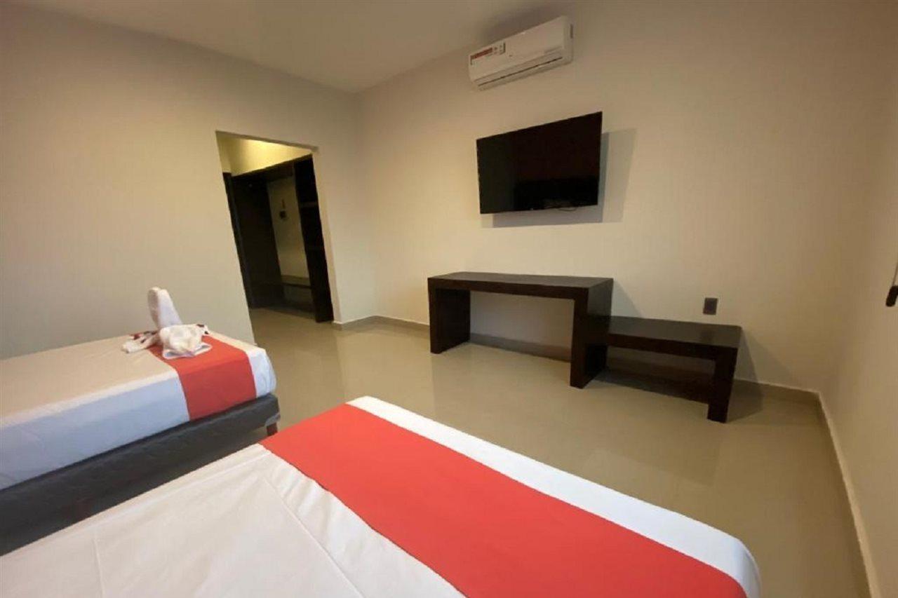 Hotel Ambra ปลายาเดลการ์เมน ภายนอก รูปภาพ